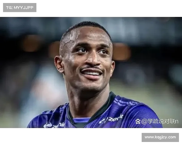 边裁误判导致比赛结果大变局 引发球迷和专家广泛讨论 边裁误判导致比赛结果大变局 引发球迷和专家广泛讨论